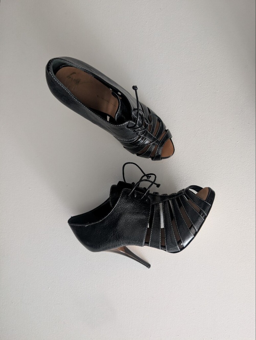 Giuseppe Zanotti ankle booties peep toe size 6.5